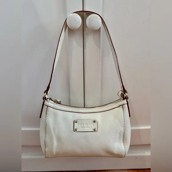 Kate Spade Shoulder Bag in Cream White Leather - Vintage Y2K Style - Neutral - Picture 1 of 9